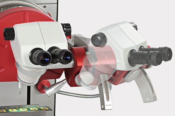 Microscope support swivel
